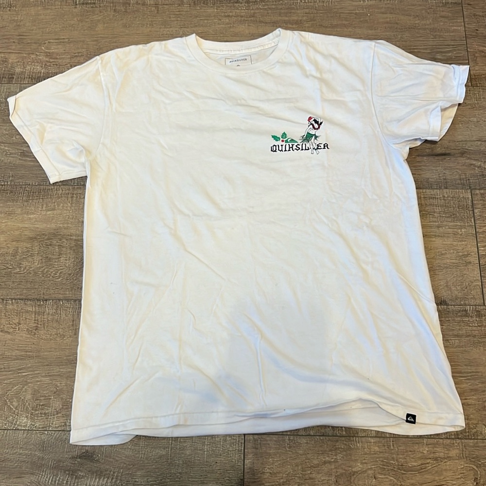 Quicksilver t-shirt